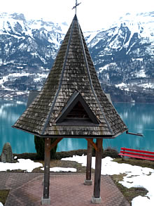 Renovation Glockenturm mit Schindeldach